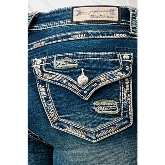 Grace in LA Women's Faux Button Flap Pockets Embroidered Stretch Bootcut Jeans